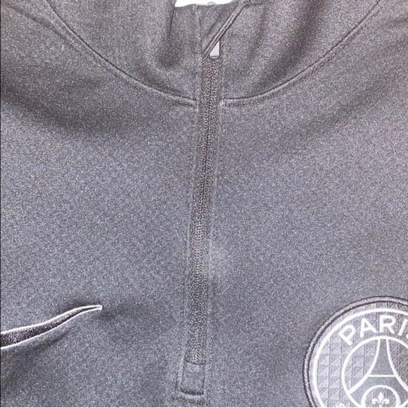 Paris Quarter ZIP pullover - Picture 5 of 10
